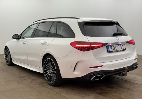 Mercedes-Benz C 220, 2022 3