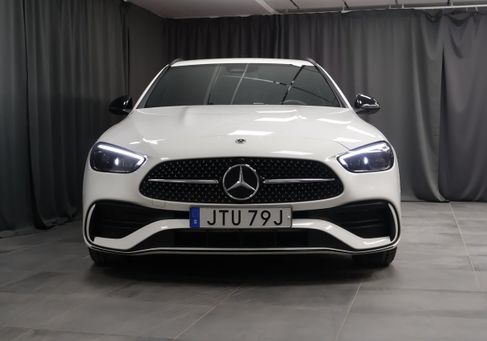 Mercedes-Benz C 220, 2026