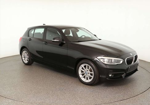 BMW 118, 2018