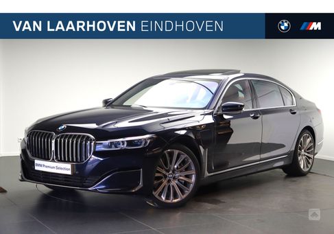 BMW 745, 2020