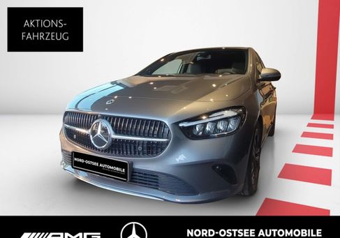 Mercedes-Benz B 180, 2026