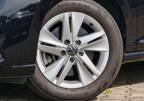 Volkswagen Golf, 2023 3