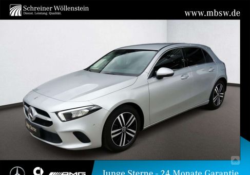 Mercedes-Benz A 180, 2022