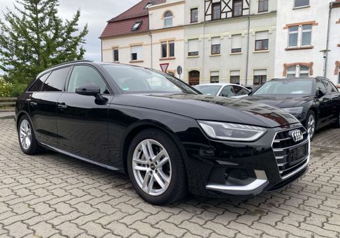 Audi A4, 2022