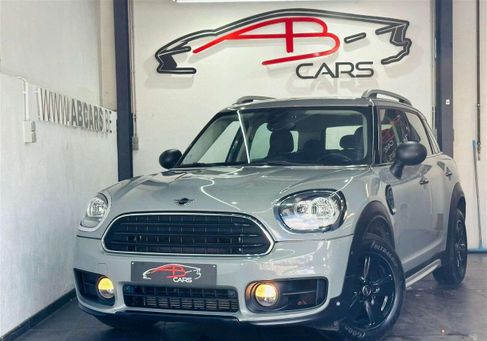 MINI ONE, 2019