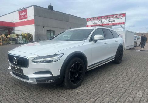 Volvo V90 Cross Country, 2018