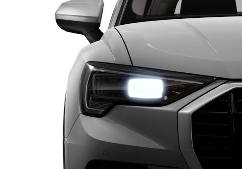 Audi Q3, 2023 2