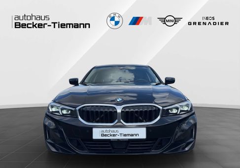 BMW 318, 2022
