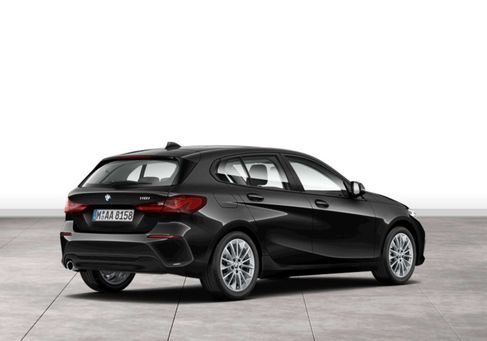 BMW 118, 2022 3