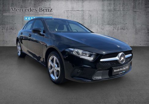 Mercedes-Benz A 250, 2022