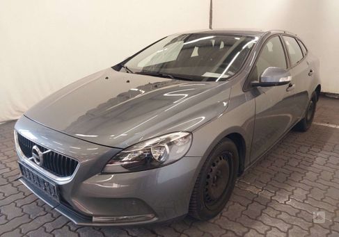 Volvo V40, 2017