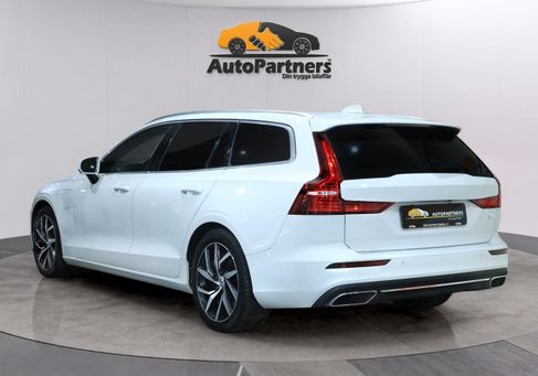 Volvo V60, 2022