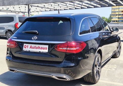 Mercedes-Benz C 300, 2021