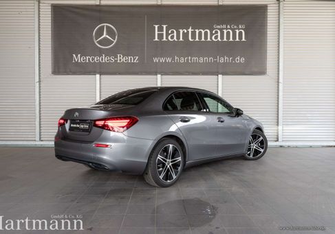 Mercedes-Benz A 200, 2024