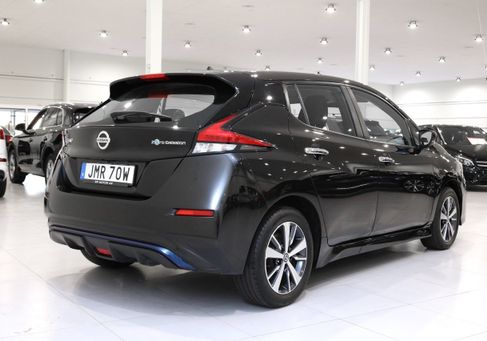 Nissan Leaf, 2021 3