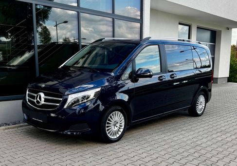 Mercedes-Benz 220, 2018