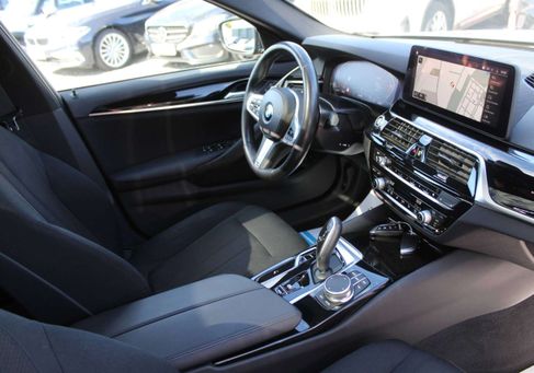BMW 520, 2021