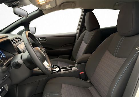 Nissan Leaf, 2023 2