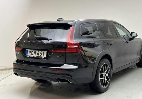 Volvo V60 Cross Country, 2020