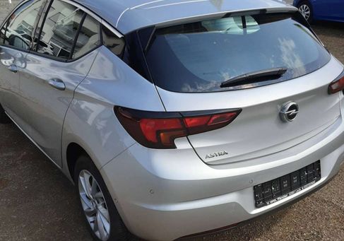 Opel Astra, 2021