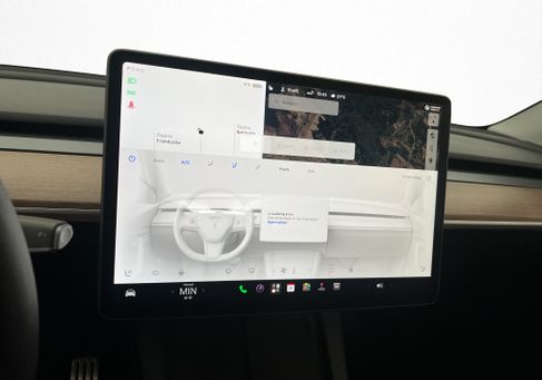 Tesla Model Y, 2023 3