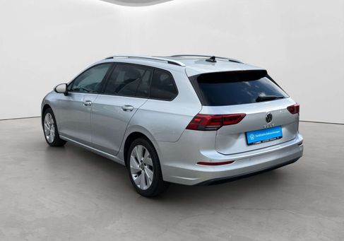 Volkswagen Golf, 2023 3