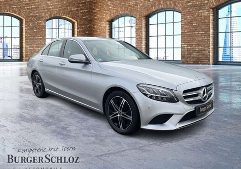 Mercedes-Benz C 180, 2020