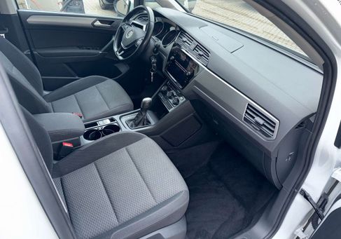 Volkswagen Touran, 2021 2
