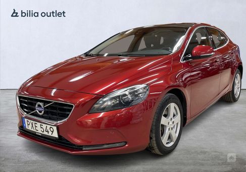 Volvo V40, 2015