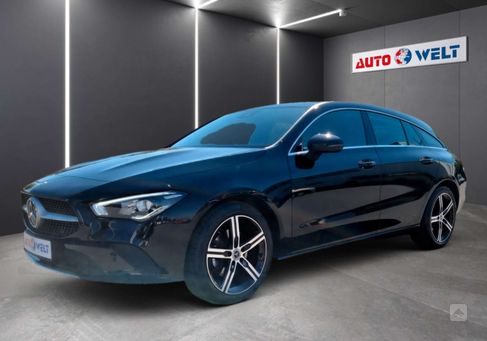 Mercedes-Benz CLA 200, 2022