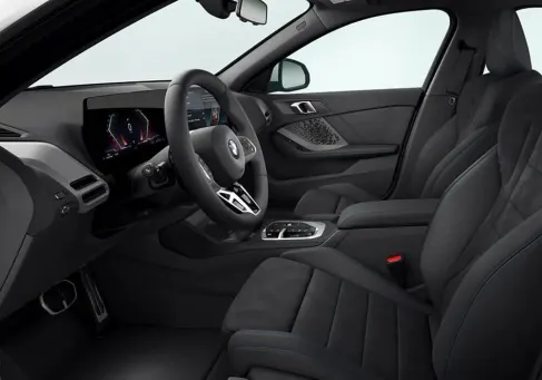 BMW 120, 2026 3