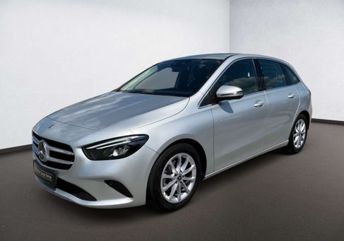 Mercedes-Benz B 200, 2020
