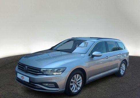 Volkswagen Passat Variant, 2023 3