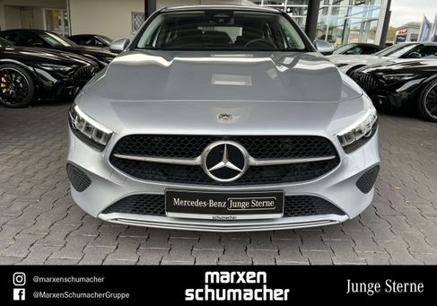 Mercedes-Benz A 200, 2024