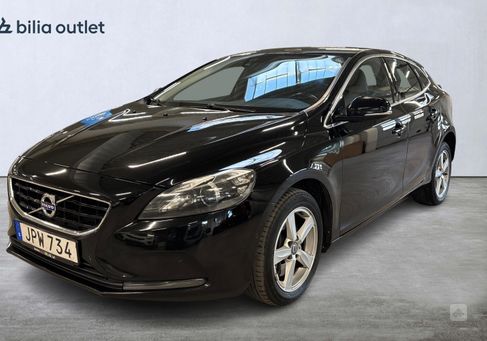 Volvo V40, 2015