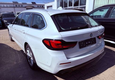 BMW 520, 2022