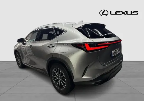 Lexus NX, 2023