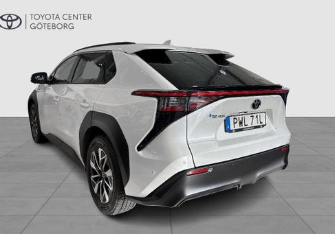 Toyota bZ4X, 2023