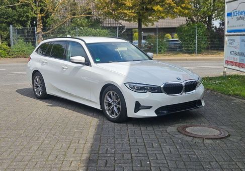 BMW 320, 2021