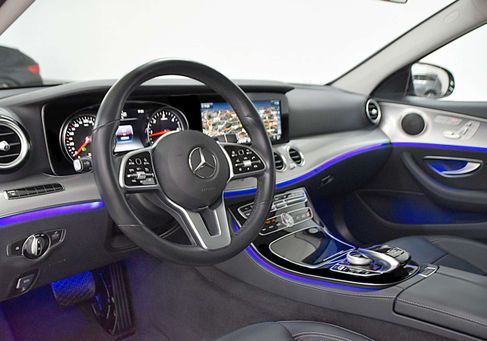 Mercedes-Benz E 220, 2020 2
