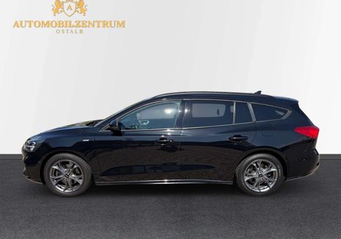 Ford Focus, 2021 3