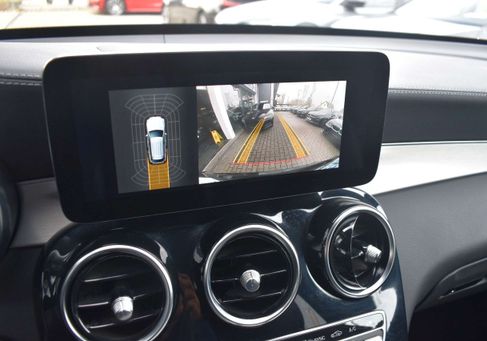 Mercedes-Benz GLC 200, 2021