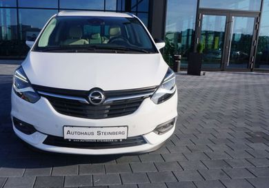 Opel Zafira, 2017