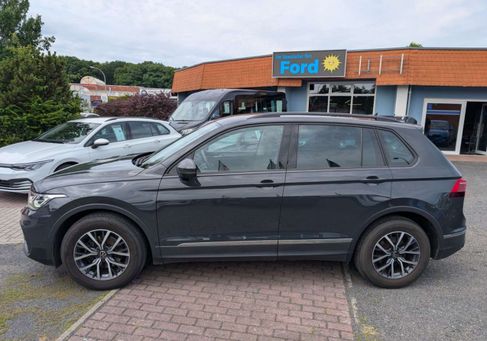 Volkswagen Tiguan, 2022 3