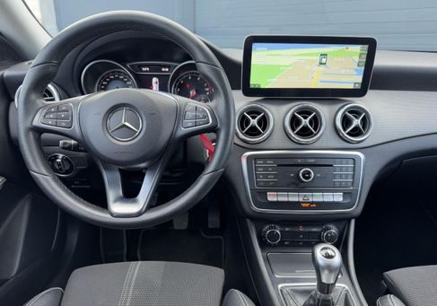 Mercedes-Benz CLA 180 Shooting Brake, 2016