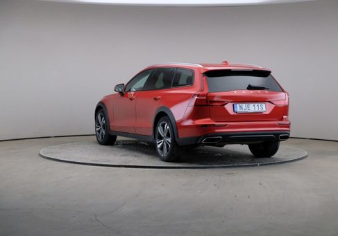 Volvo V60 Cross Country, 2022