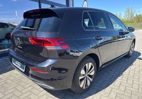 Volkswagen Golf, 2024 3