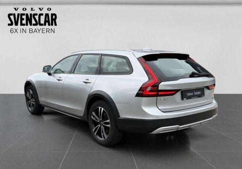 Volvo V90 Cross Country, 2021