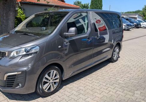 Peugeot Traveller, 2017