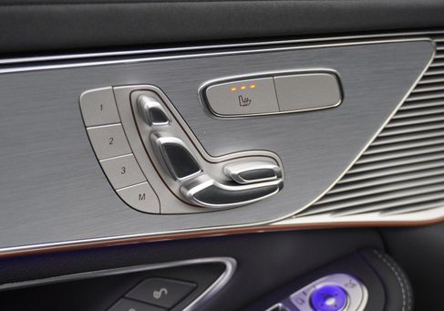 Mercedes-Benz EQC, 2023